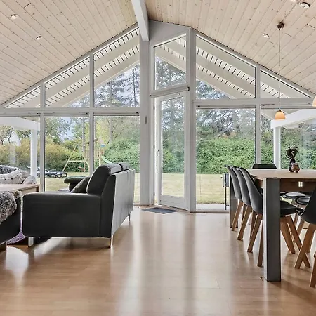 Luxurious Family-friendly With Feriehus