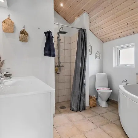 Luxurious Family-friendly With Feriehus