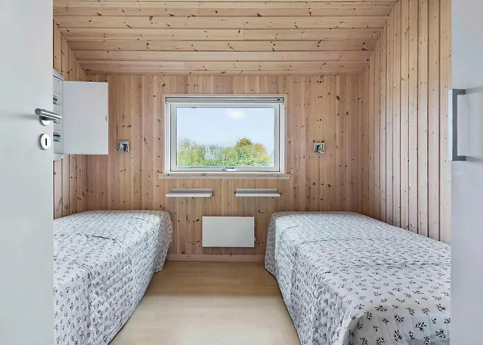 Дом отдыха Luxurious Family-friendly With *