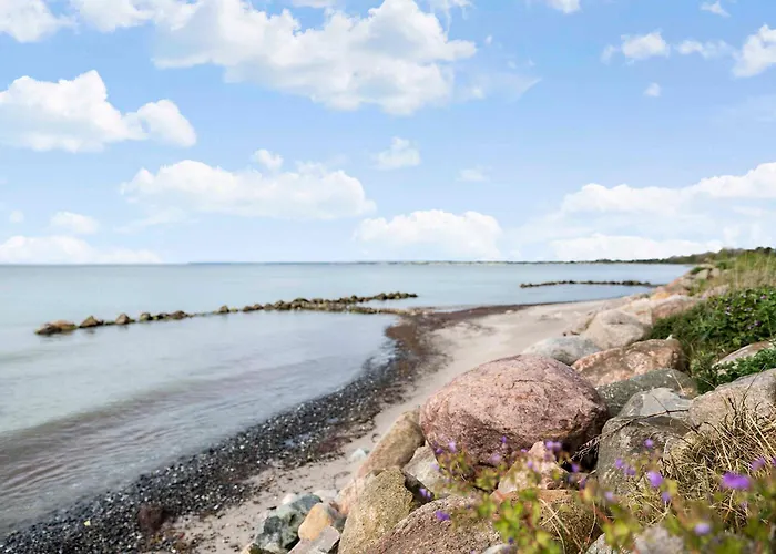 Дом отдыха Luxurious Family-friendly With *